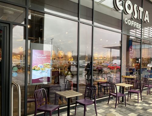 digital signage screen ultra high brightness