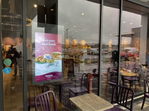 digital signage screen ultra high brightness