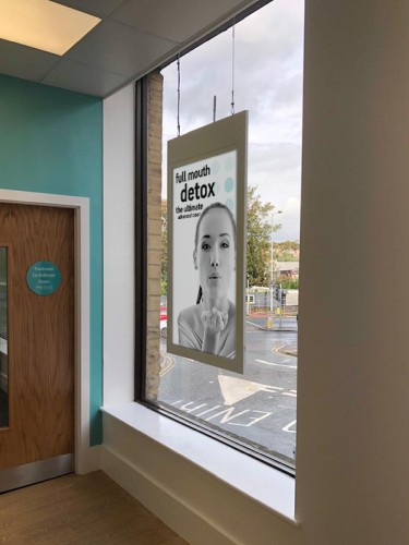 digital signage screen ultra high brightness