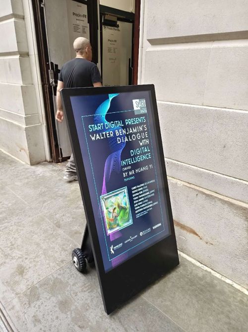 digital signage screen large monitor