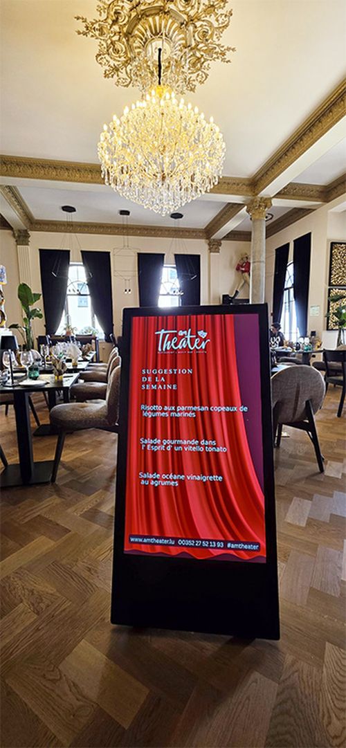 digital signage screen large monitor