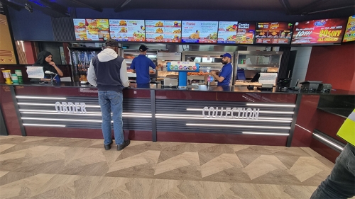 digital signage screens menu boards fast food 