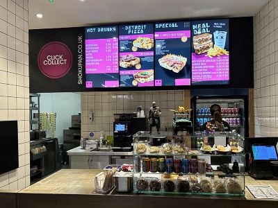 digital signage screens menu boards fast food 