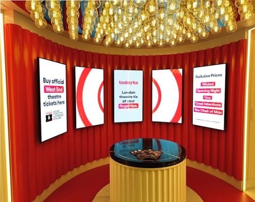 digital signage screens menu boards fast food 