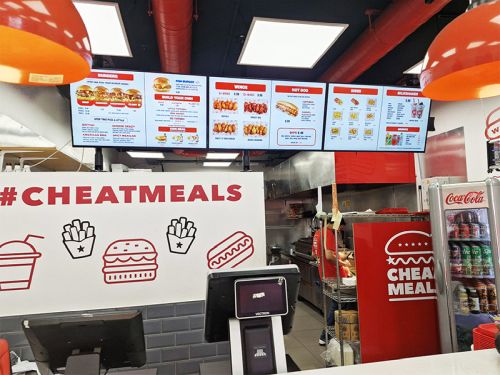 digital signage screens menu boards fast food 