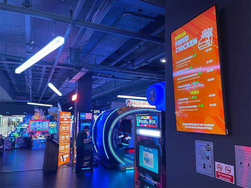 digital signage screens menu boards fast food 