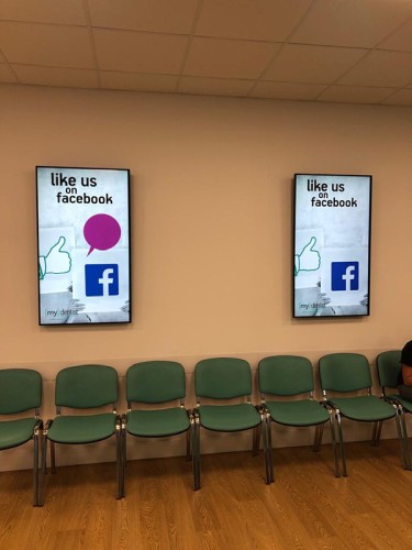 digital signage screens menu boards fast food 