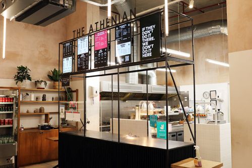 digital signage screens menu boards fast food 