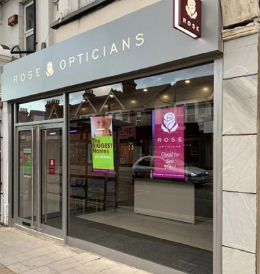 digital signage screens menu boards fast food 