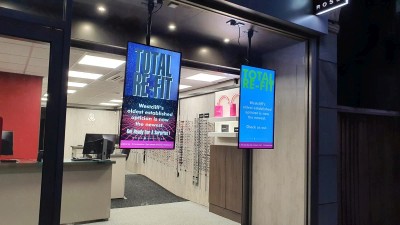 digital signage screens menu boards fast food 