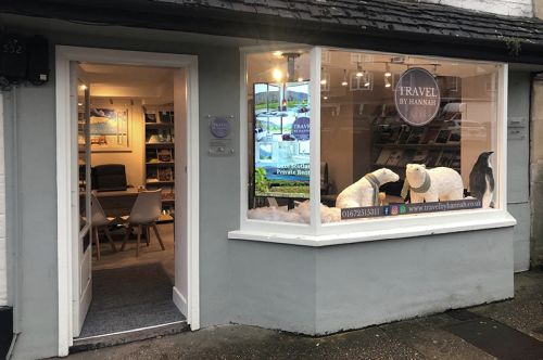 digital signage screens menu boards fast food 