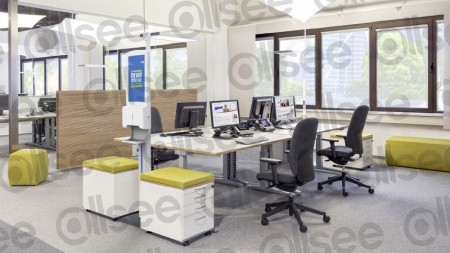 hand sanitiser digital signage screen