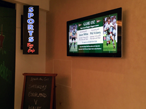 digital signage screen bar