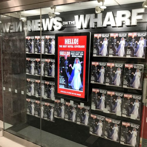 digital signage screen hospital network