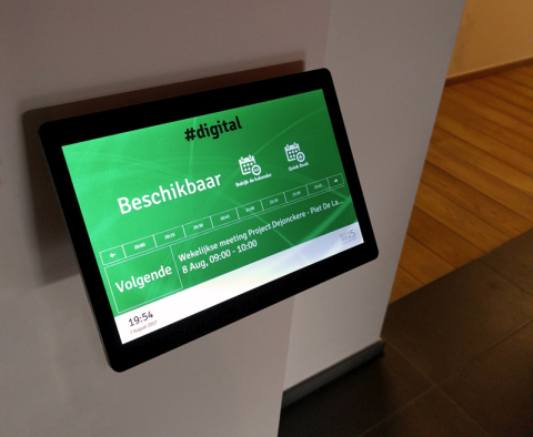 digital signage screen