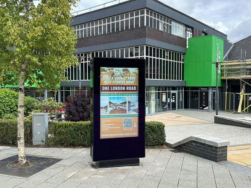digital signage screens outdoor public square
