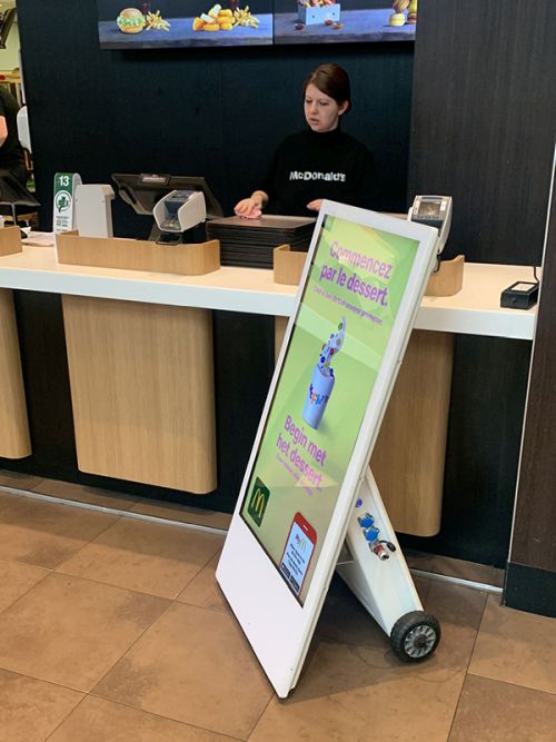 digital signage screen large monitor