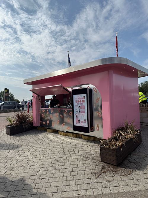 digital signage screens outdoor school