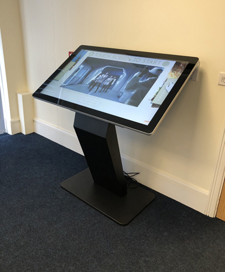 digital signage screens touch screen kiosk