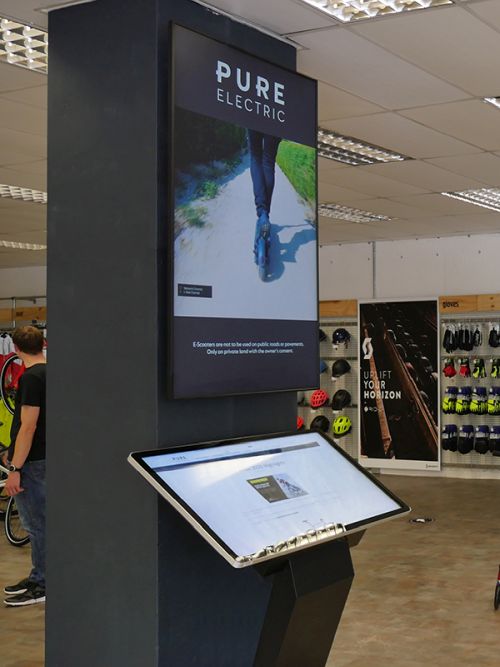 digital signage screens touch screen kiosk