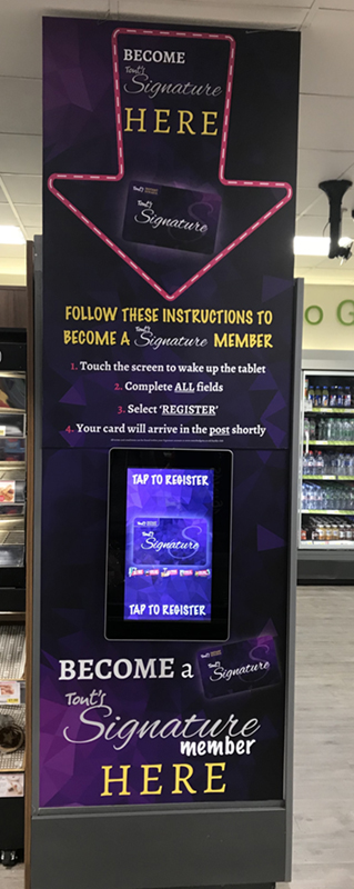 digital signage screens touch screen ports