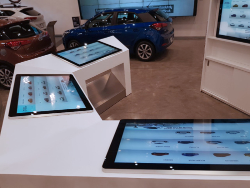 digital signage screens touch screen hotel lobby