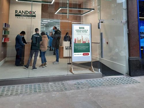 digital signage screen ultra high brightness