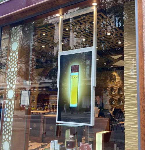 digital signage screen ultra high brightness double sided