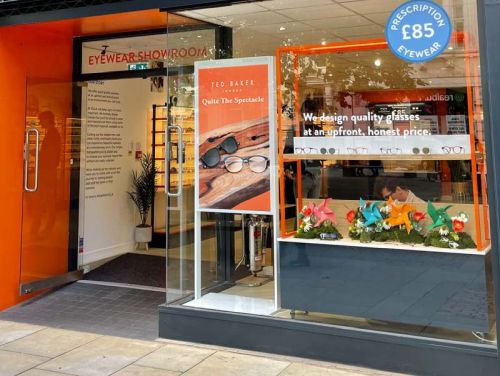 digital signage screen ultra high brightness double sided