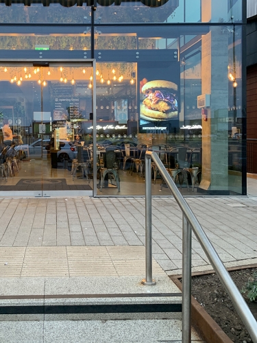 digital signage screen ultra high brightness double sided