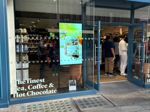 digital signage screen ultra high brightness double sided