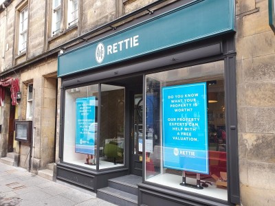 digital signage screen ultra high brightness