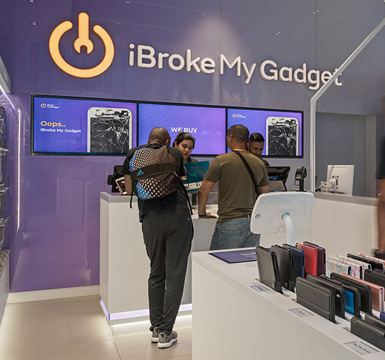 iBroke My Gadget digital signage case study