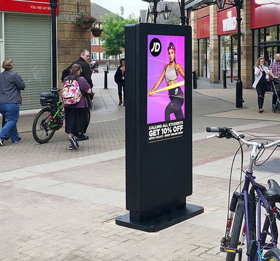 captain cook square digital signage case study