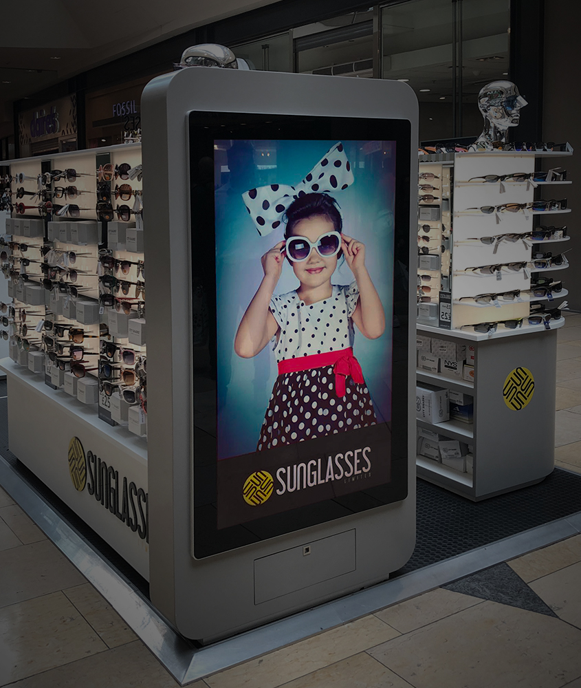 digital signage ultra high brightness sunlight readable